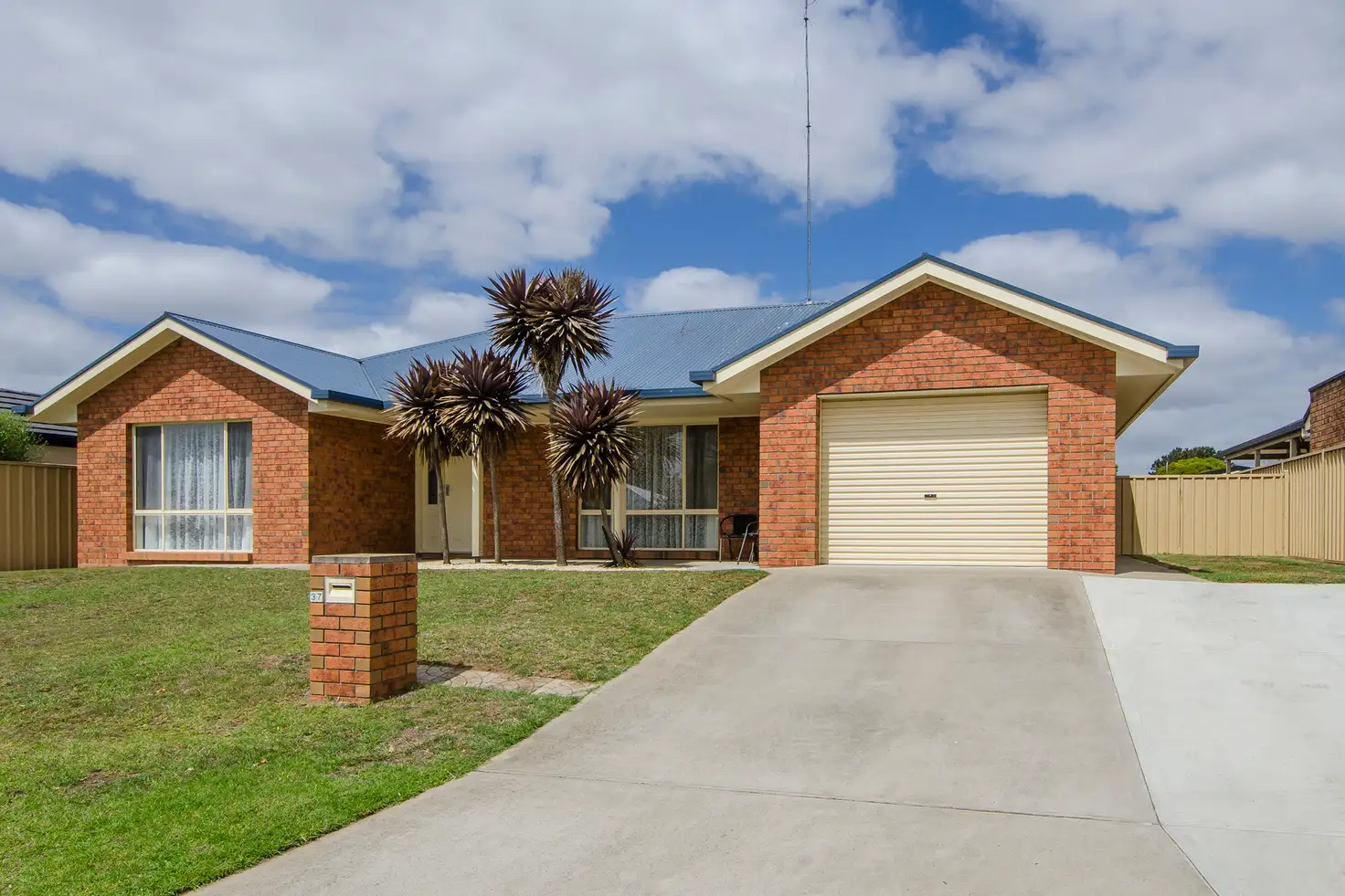 Main view of Homely house listing, 37 Willow Avenue, Mount Gambier SA 5290