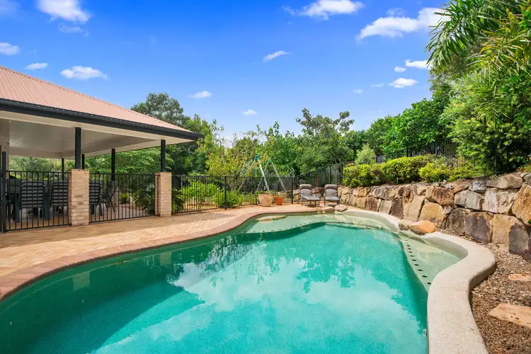 5 Toressian Place, Cashmere QLD 4500