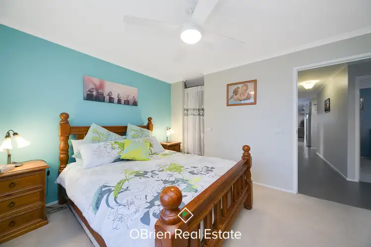 Sixth view of Homely house listing, 5 Andre Court, Cranbourne West VIC 3977