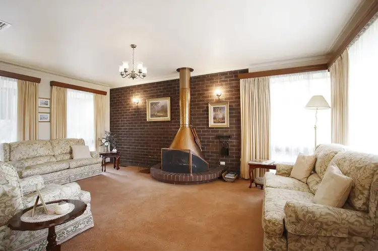 Second view of Homely house listing, 6 Cumberland Court, Glen Waverley VIC 3150