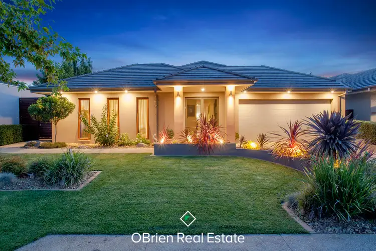 123 Sandhurst Boulevard, Sandhurst VIC 3977