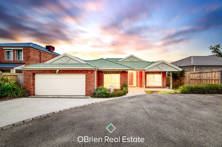 Main view of Homely house listing, 8 The Promenade, Narre Warren South VIC 3805