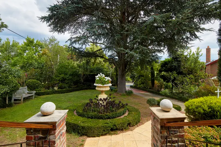 Second view of Homely house listing, 3 Hunter Crescent, Warragul VIC 3820