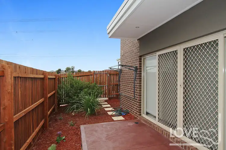 Fifth view of Homely townhouse listing, 8 Quarterhorse Drive, South Morang VIC 3752