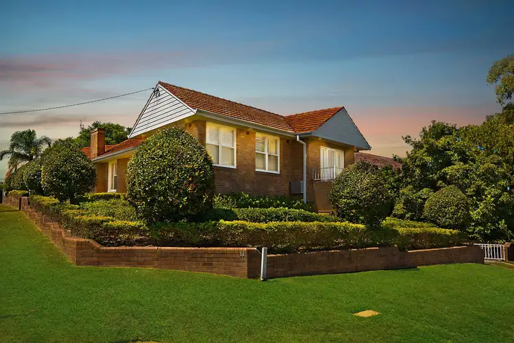 11 Ocean View Parade, Charlestown NSW 2290