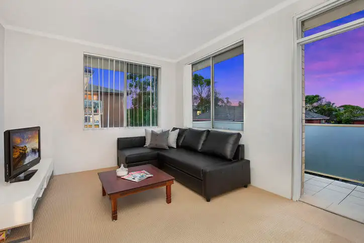 Second view of Homely unit listing, 8/102 Oaks Avenue, Dee Why NSW 2099