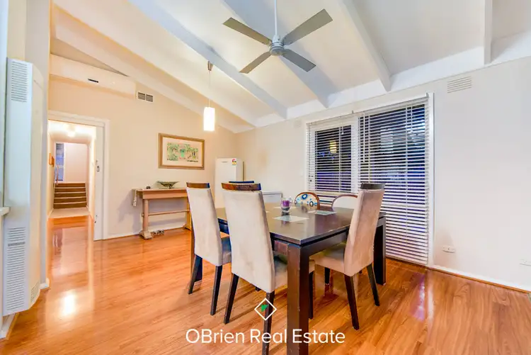 Fifth view of Homely house listing, 9 Geneva Court, Frankston VIC 3199