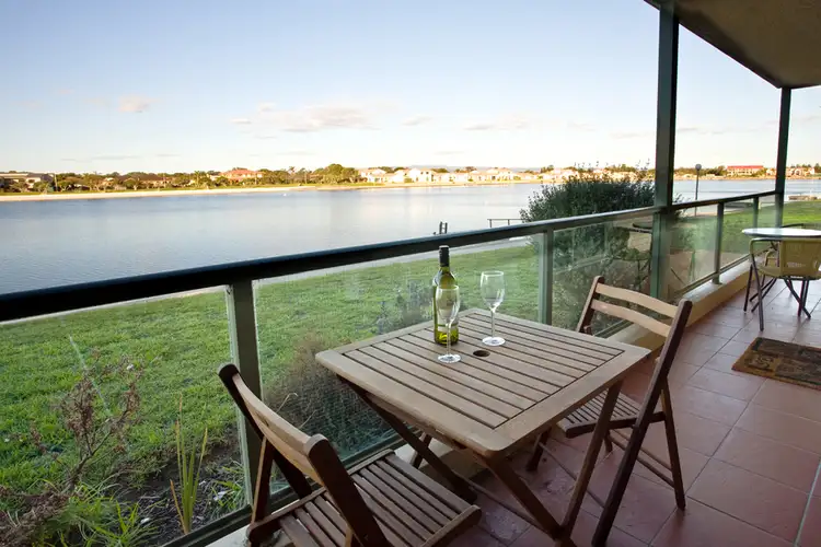 3/70 Military Road, Tennyson SA 5022