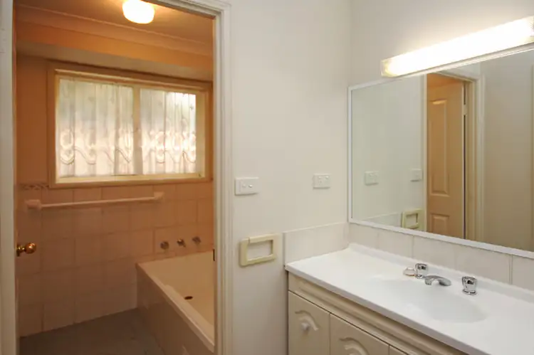 Sixth view of Homely house listing, 4 Cornuta Close, Narellan Vale NSW 2567