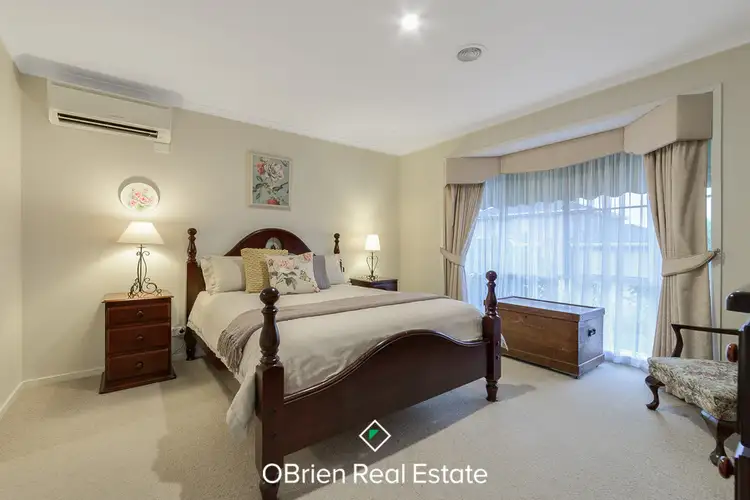 Third view of Homely house listing, 2 Amanda Court, Rowville VIC 3178