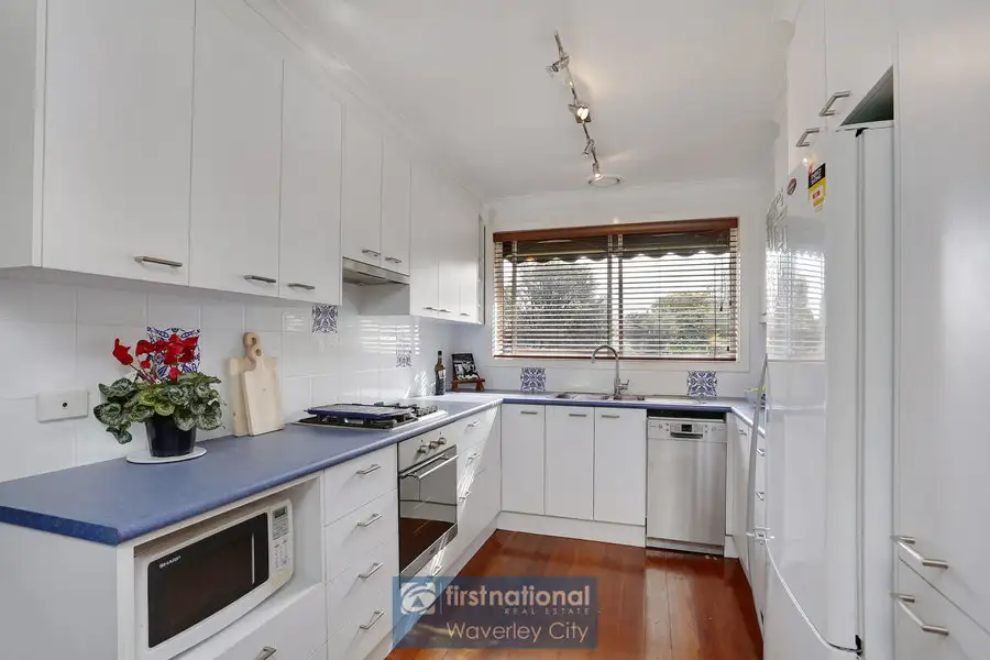 Main view of Homely unit listing, 1/6 Pine Tree Avenue, Glen Waverley VIC 3150