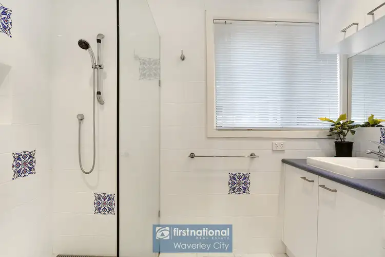 Fifth view of Homely unit listing, 1/6 Pine Tree Avenue, Glen Waverley VIC 3150