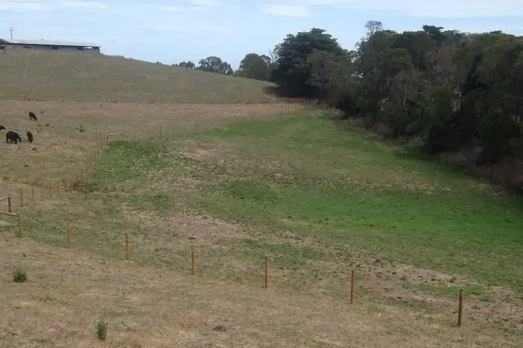 104 Loch Poowong Road, Loch VIC 3945