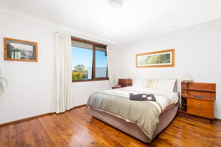 Sixth view of Homely house listing, 1 Bach Place, Engadine NSW 2233