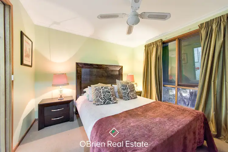 Fifth view of Homely house listing, 32 Dorchester Crescent, Carrum Downs VIC 3201