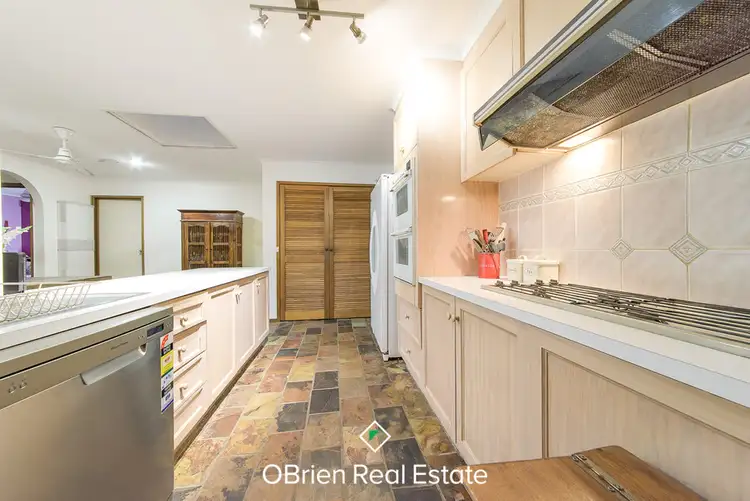 Sixth view of Homely house listing, 32 Dorchester Crescent, Carrum Downs VIC 3201