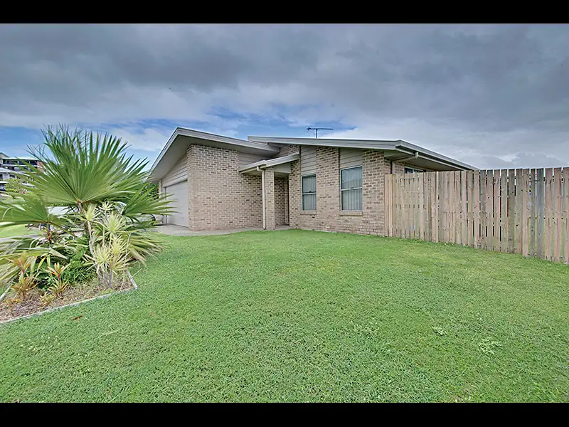 Main view of Homely house listing, 4 Shannons Drive, Lammermoor QLD 4703