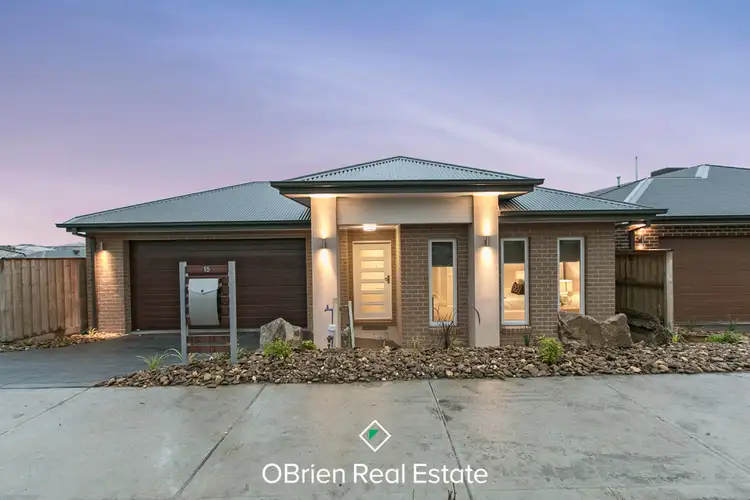 15 Chiswick Street, Officer VIC 3809