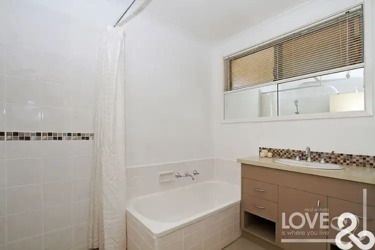 Fifth view of Homely house listing, 2 Dempsey Court, Epping VIC 3076