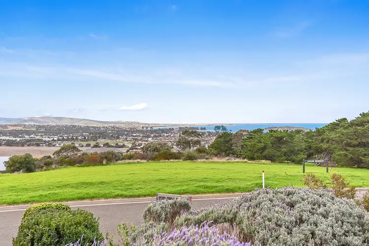 41 Stone Hut Circuit, Encounter Bay SA 5211