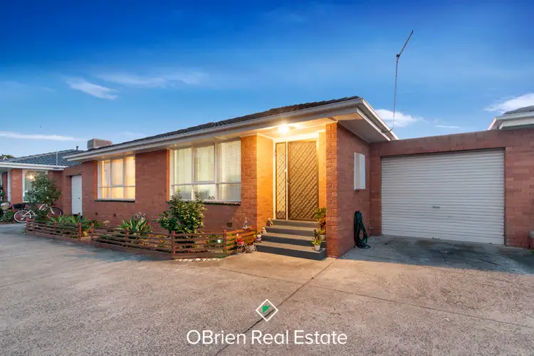 10/9 Golden Avenue, Chelsea VIC 3196