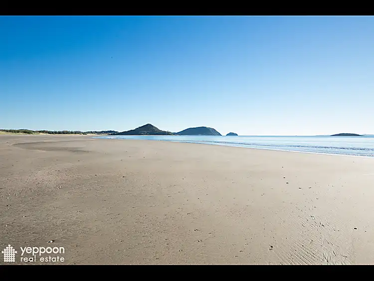 812 Scenic Highway, Kinka Beach QLD 4703