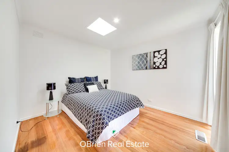 Sixth view of Homely house listing, 7 Rossiter Avenue, Endeavour Hills VIC 3802