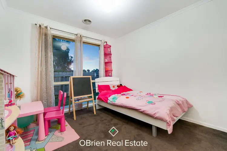 Fifth view of Homely house listing, 2 Grand Arch Way, Berwick VIC 3806