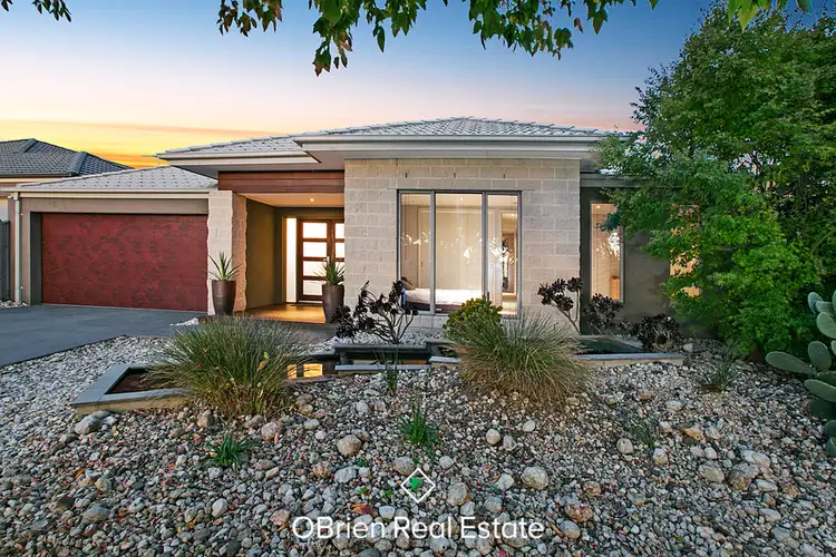 29 Cedarwood Crescent, Berwick VIC 3806