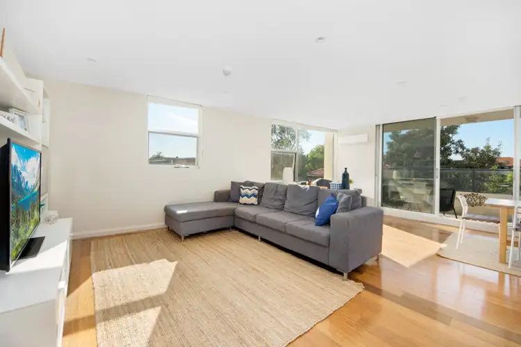 Second view of Homely unit listing, 4/8-12 Waratah Street, Cronulla NSW 2230
