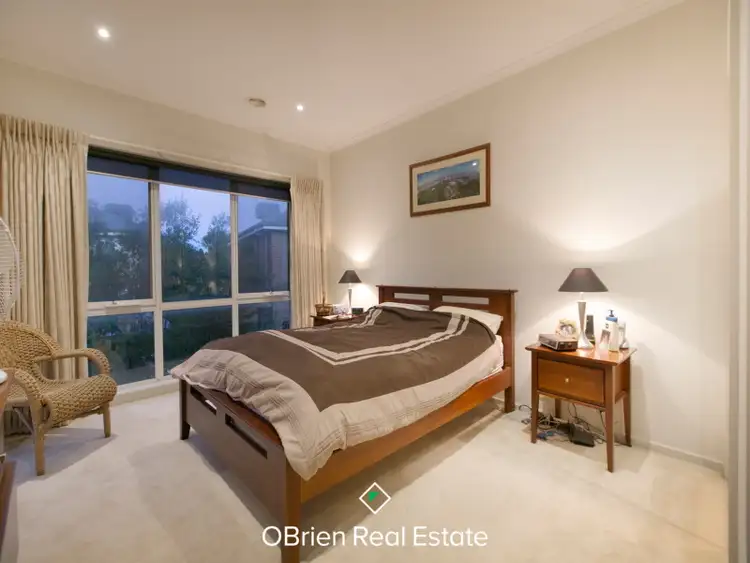 Sixth view of Homely house listing, 2 Hogan Close, Bonbeach VIC 3196