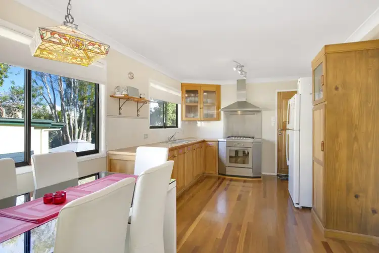 16 Beltana Street, Lota QLD 4179