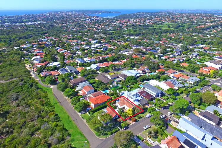 77 Bangaroo Street, North Balgowlah NSW 2093