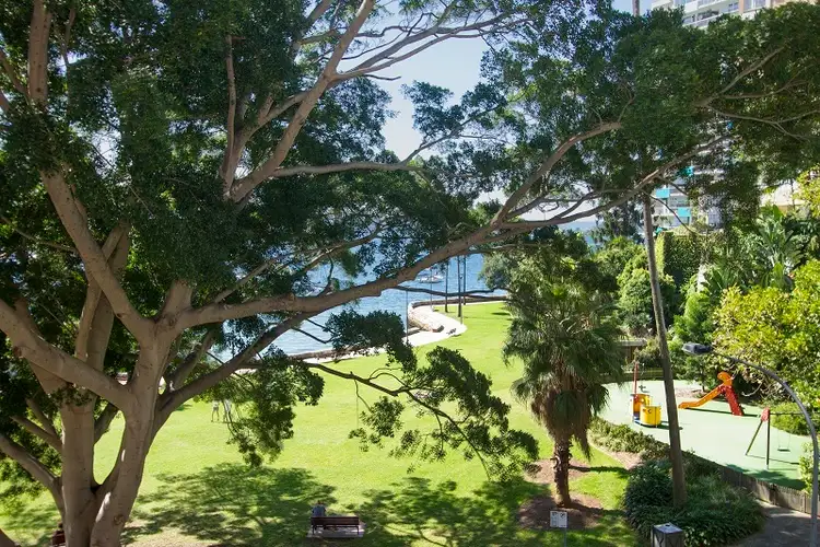 Second view of Homely studio listing, 32/5-7 The Esplanade, Elizabeth Bay NSW 2011