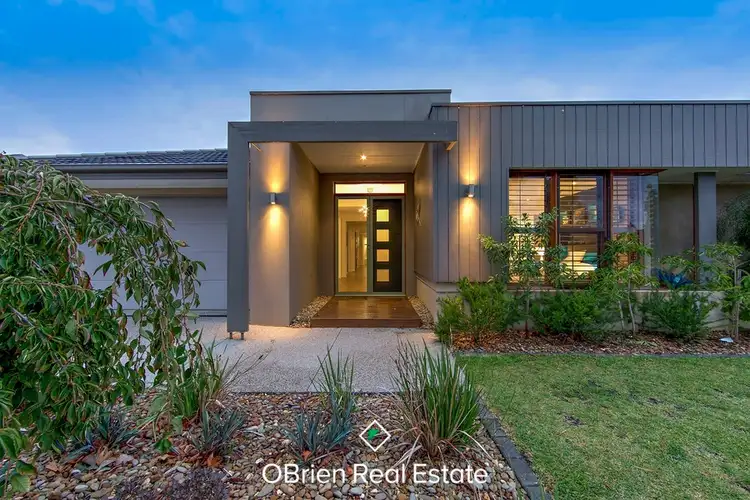 4 Leichhardt Court, Sandhurst VIC 3977