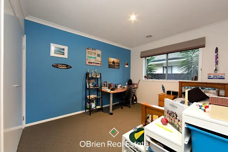Sixth view of Homely house listing, 4 Leichhardt Court, Sandhurst VIC 3977