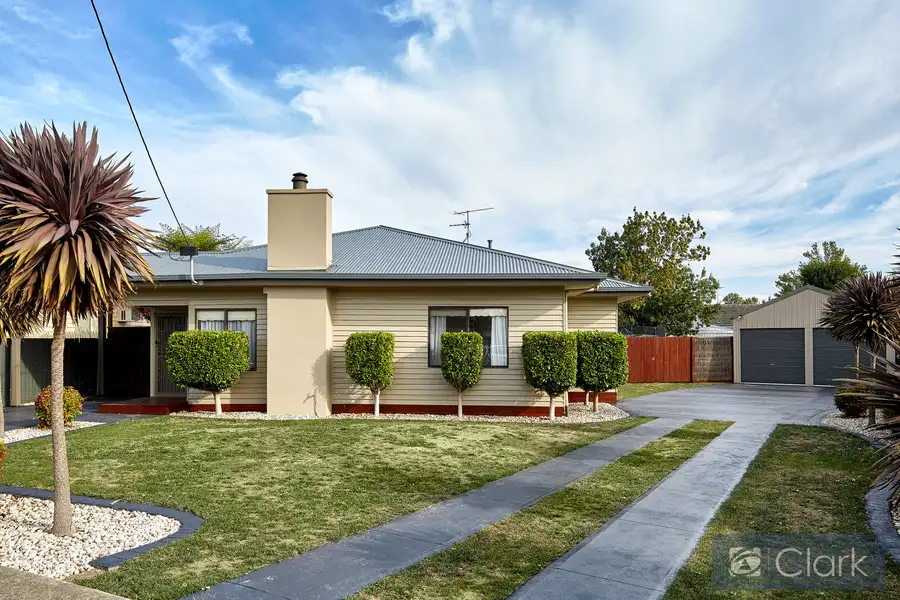 Main view of Homely house listing, 10 Gloucester Place, Warragul VIC 3820