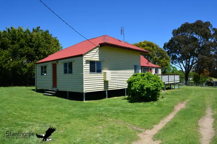 84 Border Street, Wallangarra QLD 4383