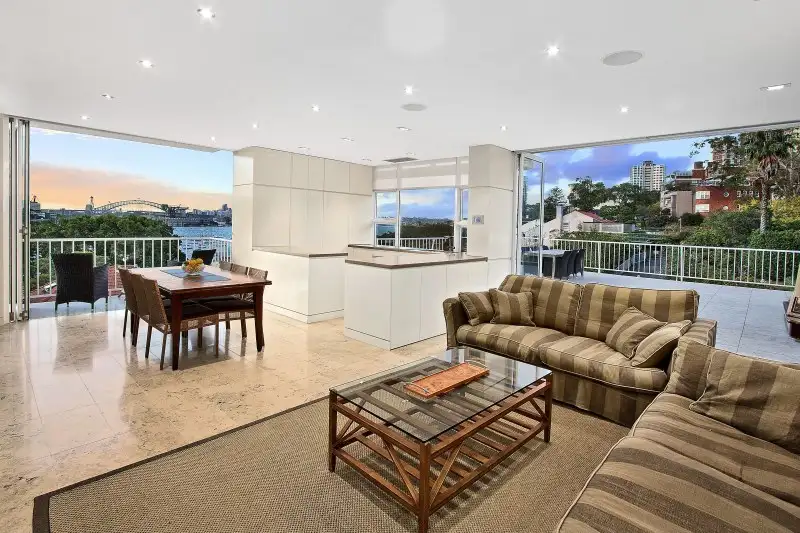 Main view of Homely unit listing, 10/11 Yarranabbe Road, Darling Point NSW 2027