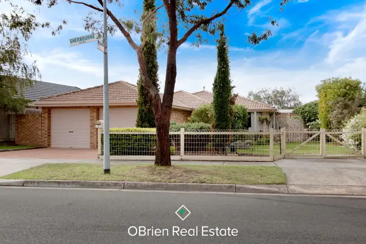 Second view of Homely house listing, 7 Sherbourne Drive, Carrum Downs VIC 3201