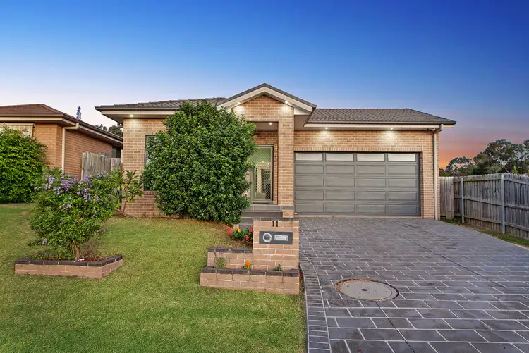 11 Yellow Rose Terrace, Hamlyn Terrace NSW 2259