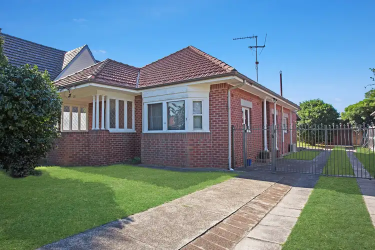 Main view of Homely house listing, 216 Parkway Avenue, Hamilton South NSW 2303
