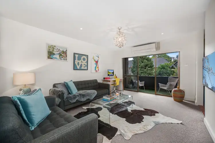 Main view of Homely unit listing, 2/38-40 Bruce Street, Cooks Hill NSW 2300