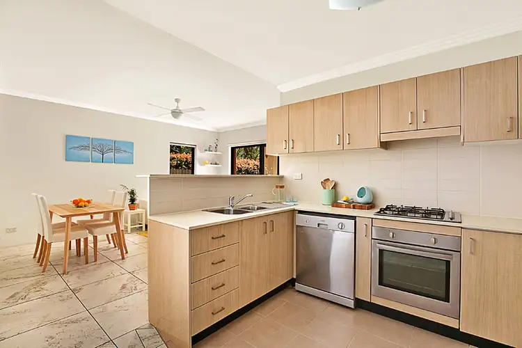 Fourth view of Homely apartment listing, 6/2-10 Hawkesbury Avenue, Dee Why NSW 2099