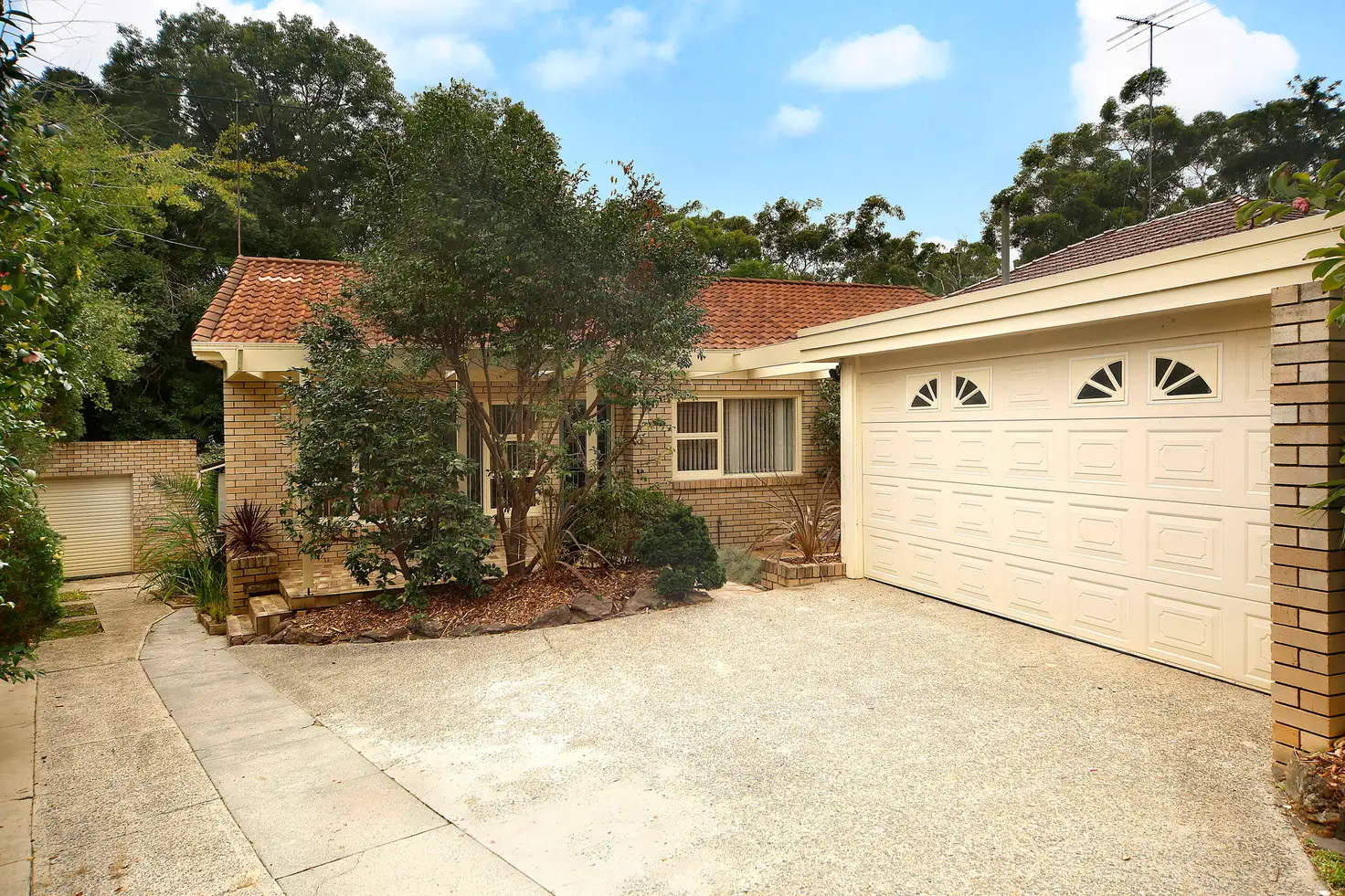 Main view of Homely house listing, 10 Fletcher Avenue, Miranda NSW 2228