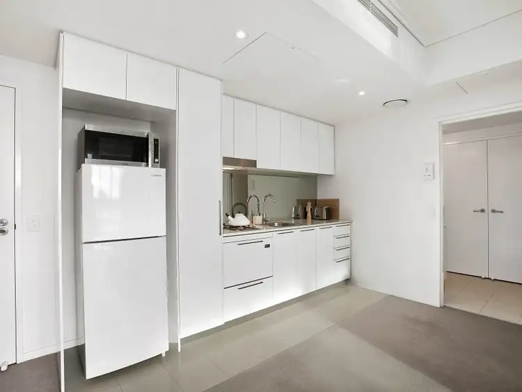 Second view of Homely unit listing, 10404/8 Harbour Road, Hamilton QLD 4007