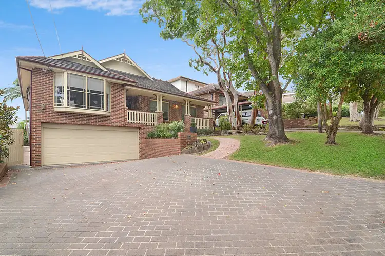 27 Evans Street, Peakhurst NSW 2210