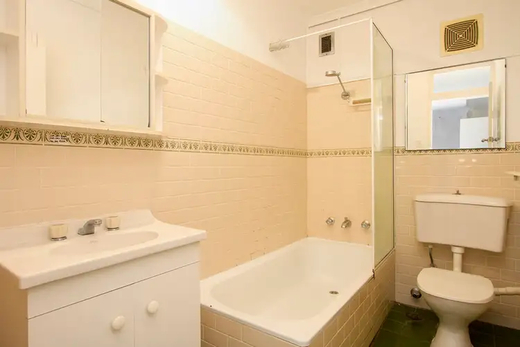 Fifth view of Homely apartment listing, 14/14 Blues Point Road, Mcmahons Point NSW 2060