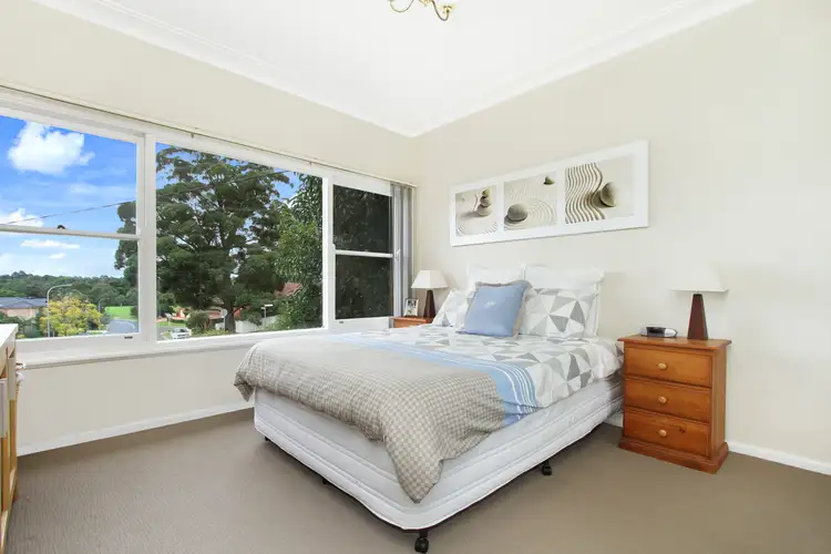 Second view of Homely house listing, 5 Alandale Avenue, Figtree NSW 2525