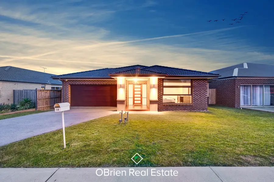 Main view of Homely house listing, 19 Chantenay Parade, Cranbourne North VIC 3977